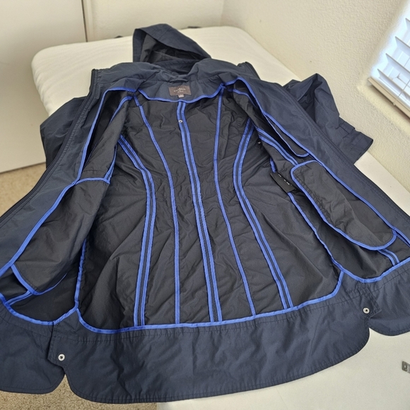 Cole Haan Packable Hooded Rain Jacket - Picture 8 of 15